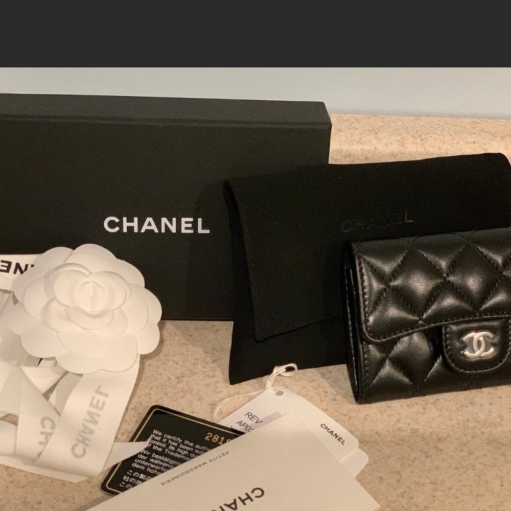 Chanel Classic Card Holder Lambskin